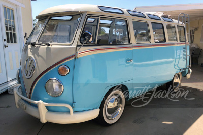 1975 VOLKSWAGEN 23-WINDOW MICROBUS RE-CREATION