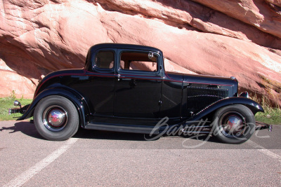 1932 FORD 5-WINDOW CUSTOM COUPE - 5