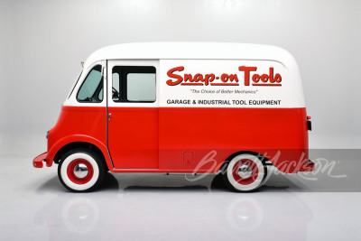 1951 INTERNATIONAL METRO "SNAP-ON TOOLS" DISPLAY VAN RE-CREATION - 7