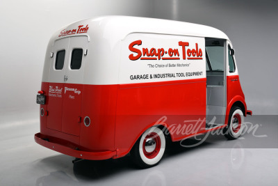 1951 INTERNATIONAL METRO "SNAP-ON TOOLS" DISPLAY VAN RE-CREATION - 8