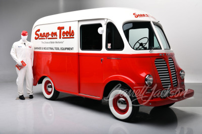 1951 INTERNATIONAL METRO "SNAP-ON TOOLS" DISPLAY VAN RE-CREATION - 13