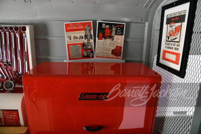 1951 INTERNATIONAL METRO "SNAP-ON TOOLS" DISPLAY VAN RE-CREATION - 36