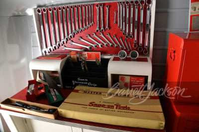 1951 INTERNATIONAL METRO "SNAP-ON TOOLS" DISPLAY VAN RE-CREATION - 37