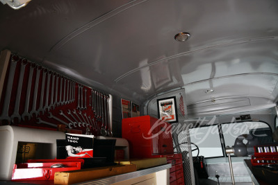 1951 INTERNATIONAL METRO "SNAP-ON TOOLS" DISPLAY VAN RE-CREATION - 38