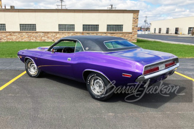 1970 DODGE HEMI CHALLENGER RT/SE - 6