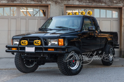 1985 TOYOTA SR5 PICKUP "BACK TO THE FUTURE" TRIBUTE