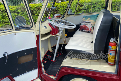 1975 VOLKSWAGEN BUS SAMBA RE-CREATION - 4