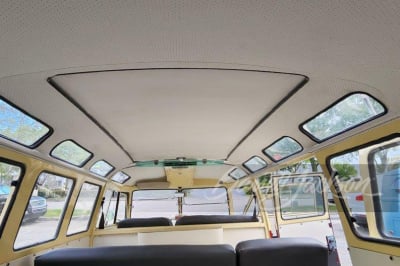 1975 VOLKSWAGEN BUS SAMBA RE-CREATION - 19