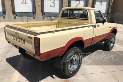 1983 TOYOTA SR5 PICKUP - 2