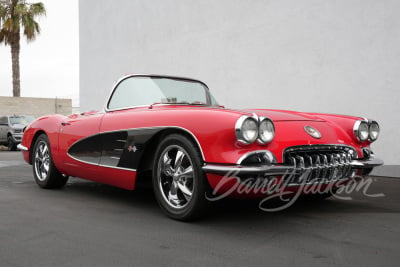 1960 CHEVROLET CORVETTE CUSTOM ROADSTER - 7