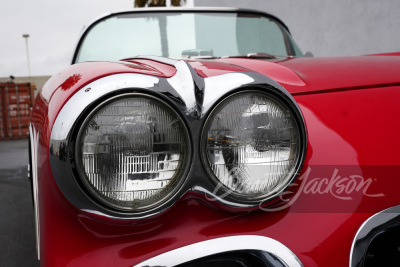 1960 CHEVROLET CORVETTE CUSTOM ROADSTER - 8