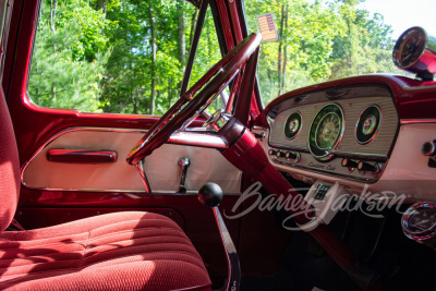 1964 FORD F-100 CUSTOM PICKUP - 26