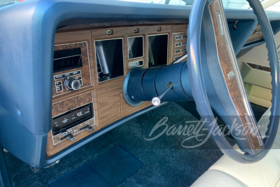 1976 LINCOLN CONTINENTAL MARK IV COUPE - 11