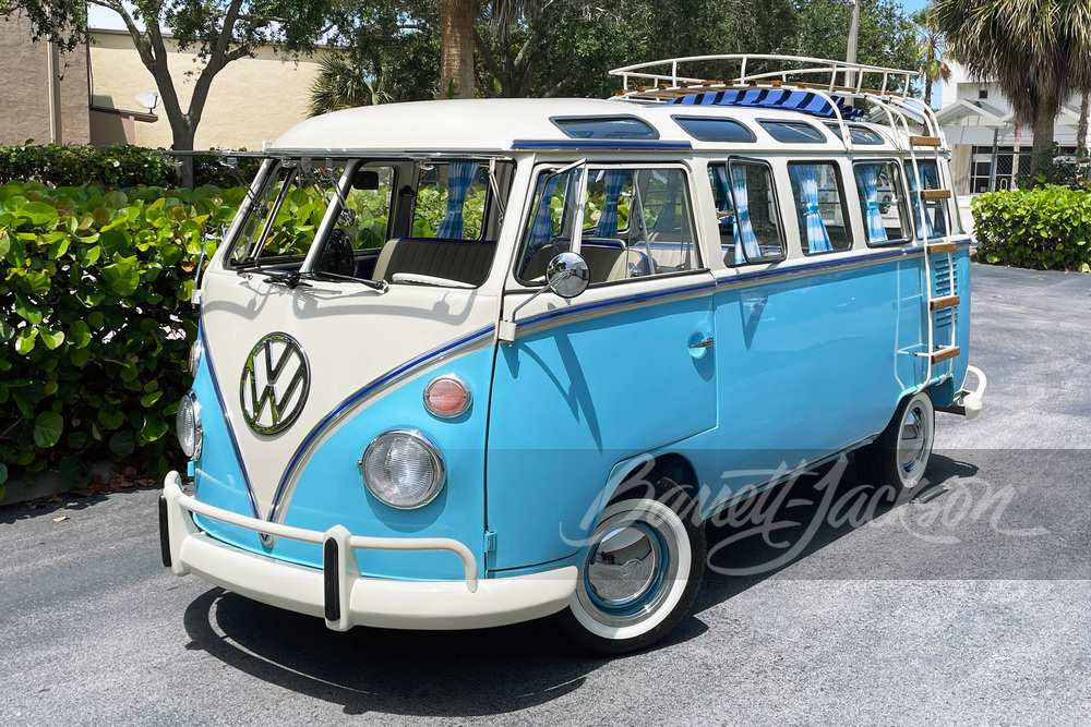 1971 VOLKSWAGEN VANAGON DELUXE SAMBA RE-CREATION