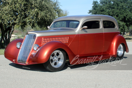 1935 FORD CUSTOM COUPE