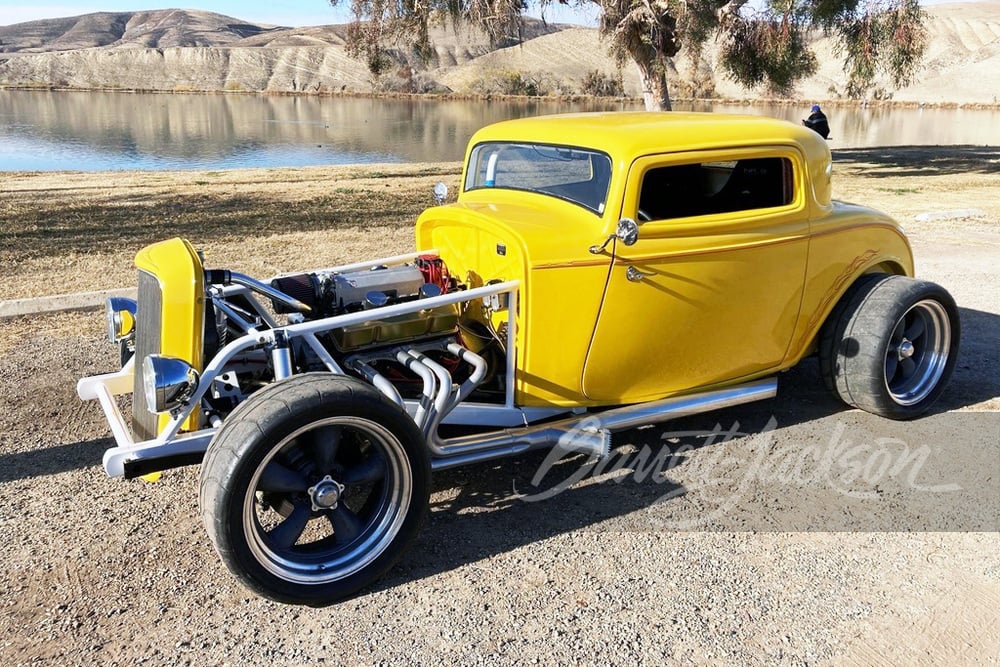 1932 FORD 3-WINDOW CUSTOM COUPE