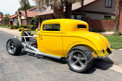 1932 FORD 3-WINDOW CUSTOM COUPE - 2