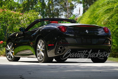 2010 FERRARI CALIFORNIA CONVERTIBLE - 2