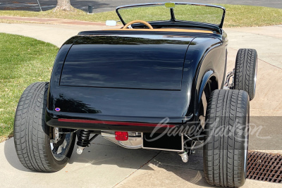 1932 FORD CUSTOM ROADSTER - 10