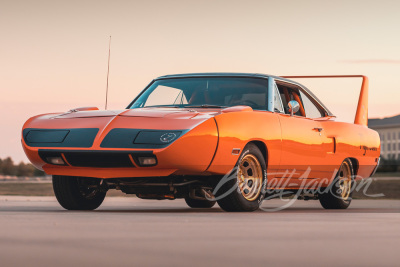 1970 PLYMOUTH HEMI SUPERBIRD CUSTOM COUPE - 3