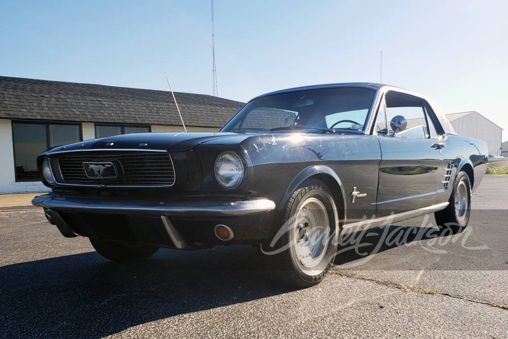 1966 FORD MUSTANG CUSTOM COUPE