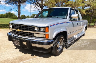 DALE ROBERTSON'S 1988 CHEVROLET C1500 PICKUP - 7