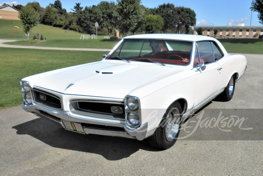 1966 PONTIAC LEMANS CUSTOM COUPE