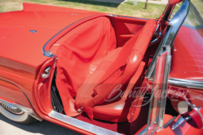 1957 FORD THUNDERBIRD CONVERTIBLE - 17