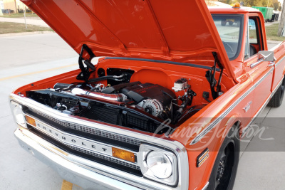 1969 CHEVROLET C10 CUSTOM PICKUP - 10