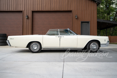 1966 LINCOLN CONTINENTAL CONVERTIBLE - 5