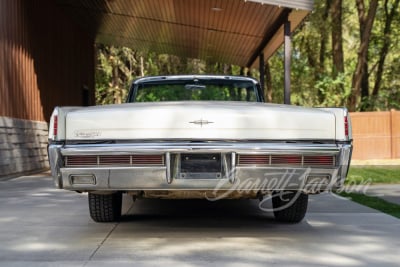 1966 LINCOLN CONTINENTAL CONVERTIBLE - 10