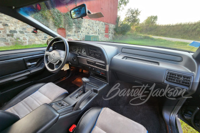 1990 FORD THUNDERBIRD 35TH ANNIVERSARY SC COUPE - 4