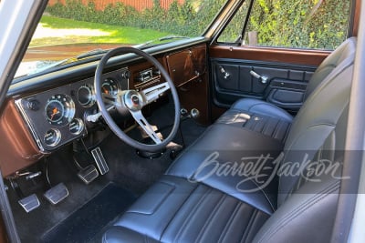 1972 CHEVROLET K10 CUSTOM PICKUP - 4