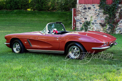 1962 CHEVROLET CORVETTE CONVERTIBLE - 8