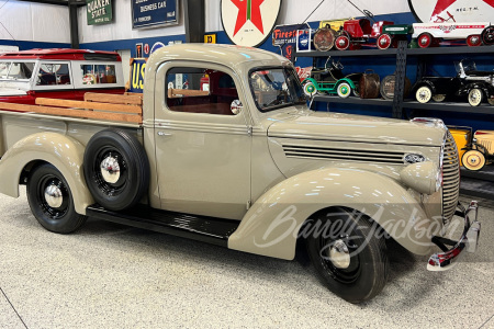 1939 FORD CUSTOM PICKUP