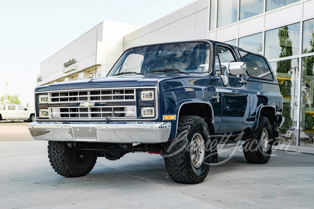 1988 CHEVROLET K5 BLAZER CUSTOM SUV