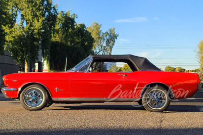 1965 FORD MUSTANG CONVERTIBLE - 7