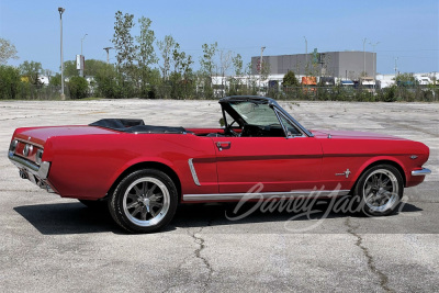 1965 FORD MUSTANG CUSTOM CONVERTIBLE - 2