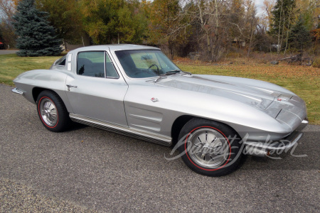 1964 CHEVROLET CORVETTE