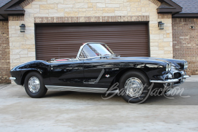 1962 CHEVROLET CORVETTE 327/340 CONVERTIBLE - 4