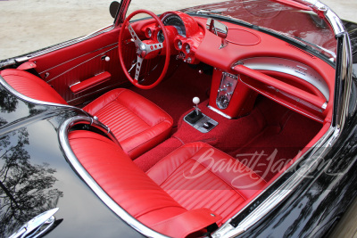 1962 CHEVROLET CORVETTE 327/340 CONVERTIBLE - 9