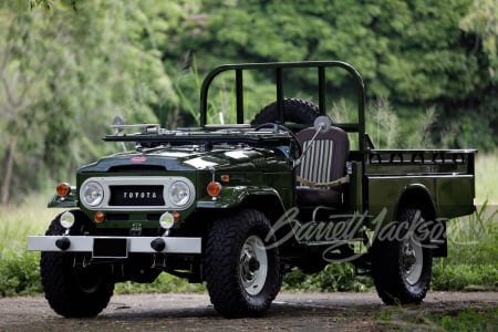 1969 TOYOTA LAND CRUISER FJ45