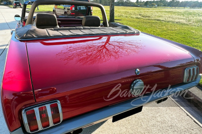 1965 FORD MUSTANG CUSTOM CONVERTIBLE - 17