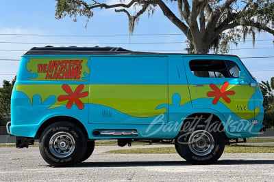 1969 CHEVROLET G10 "MYSTERY MACHINE" RE-CREATION - 4