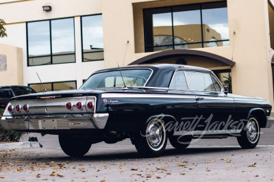 1962 CHEVROLET IMPALA SS - 2