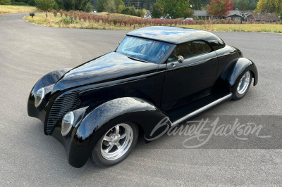 1939 FORD CUSTOM ROADSTER - 8