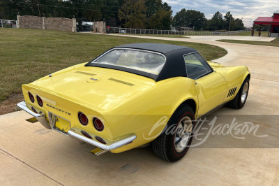 1968 CHEVROLET CORVETTE CONVERTIBLE - 2