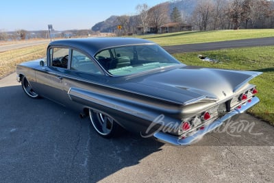 1960 CHEVROLET BISCAYNE CUSTOM COUPE - 2