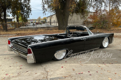 1961 LINCOLN CONTINENTAL CUSTOM CONVERTIBLE - 2