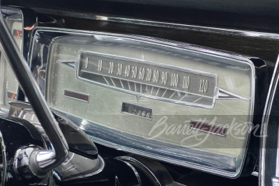 1961 LINCOLN CONTINENTAL CUSTOM CONVERTIBLE - 6